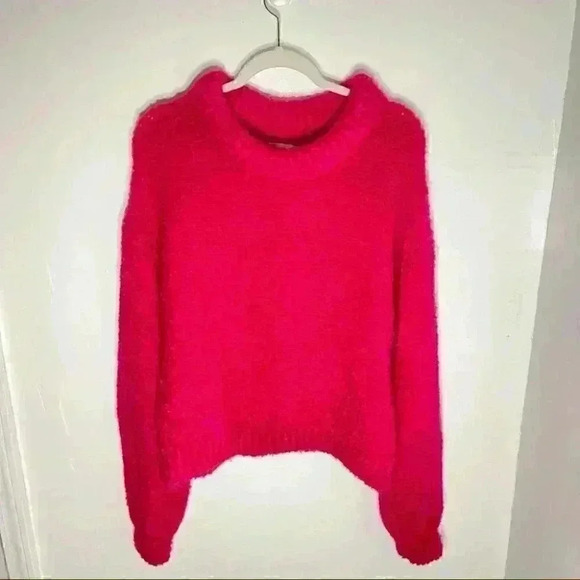 NWT Something Navy Miranda Roll-Neck Wool Mohair Blend Sweater Fuchsia Size M - Picture 2 of 9
